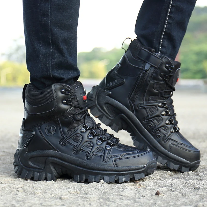 Alfredo | Zwarte militaire werklaarzen met antislip zool - Image 2