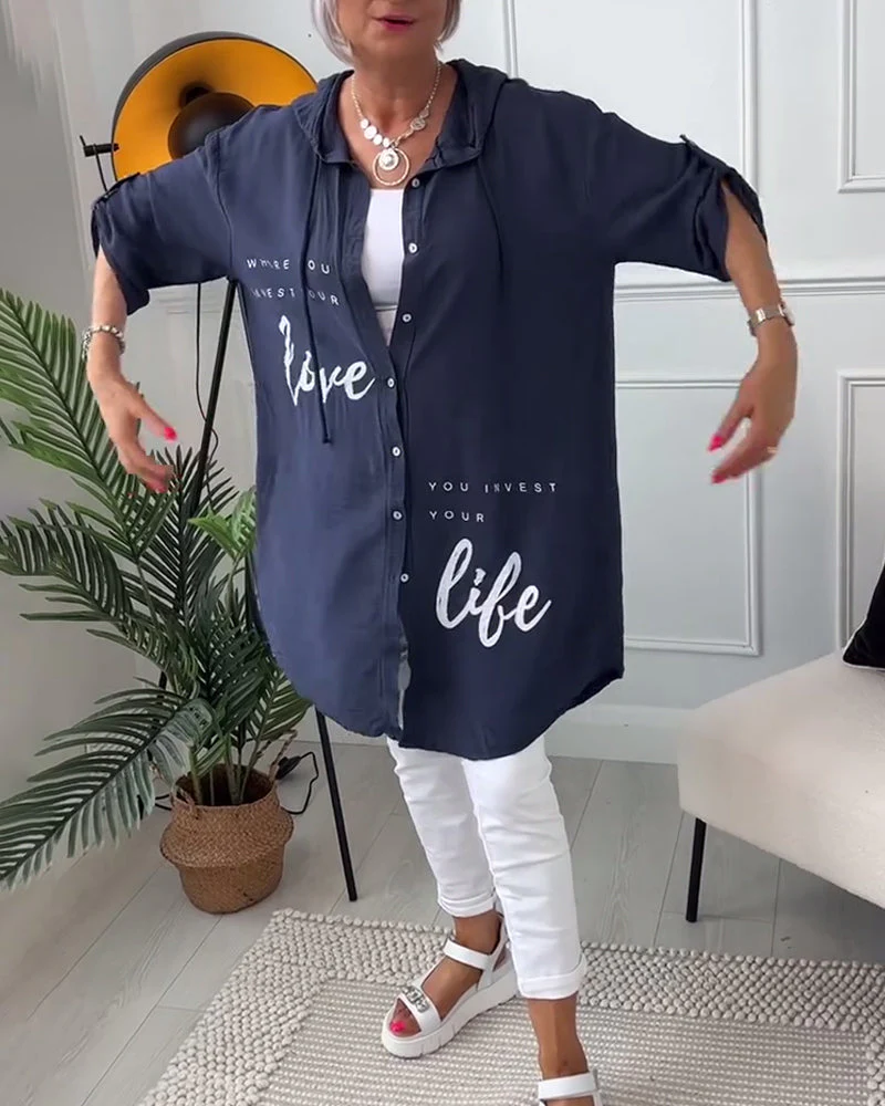 Blouse met capuchon en knopen met letterprint - Image 3