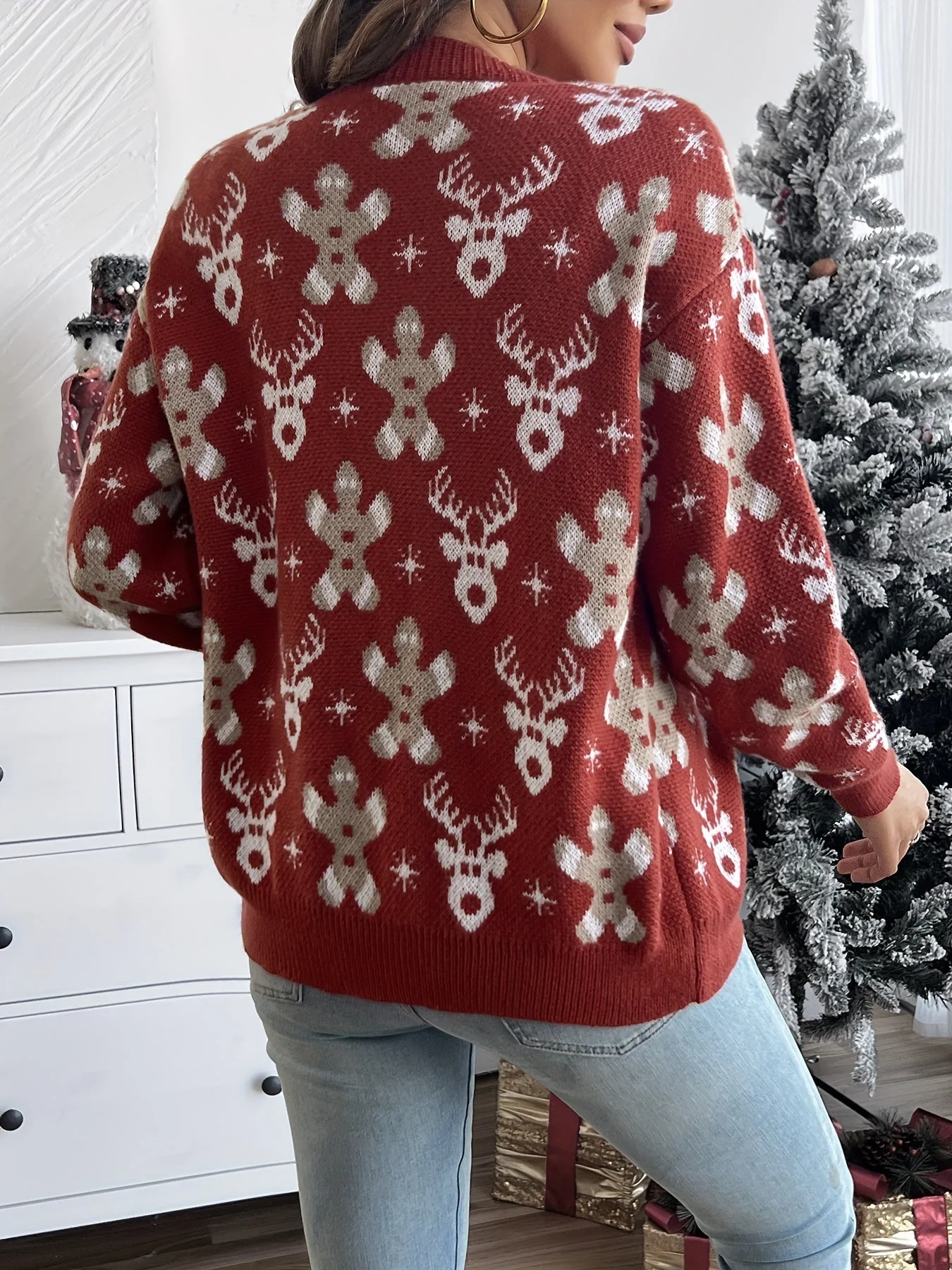 Elin | Elegant gebreid kerstvest met knopen - Image 3