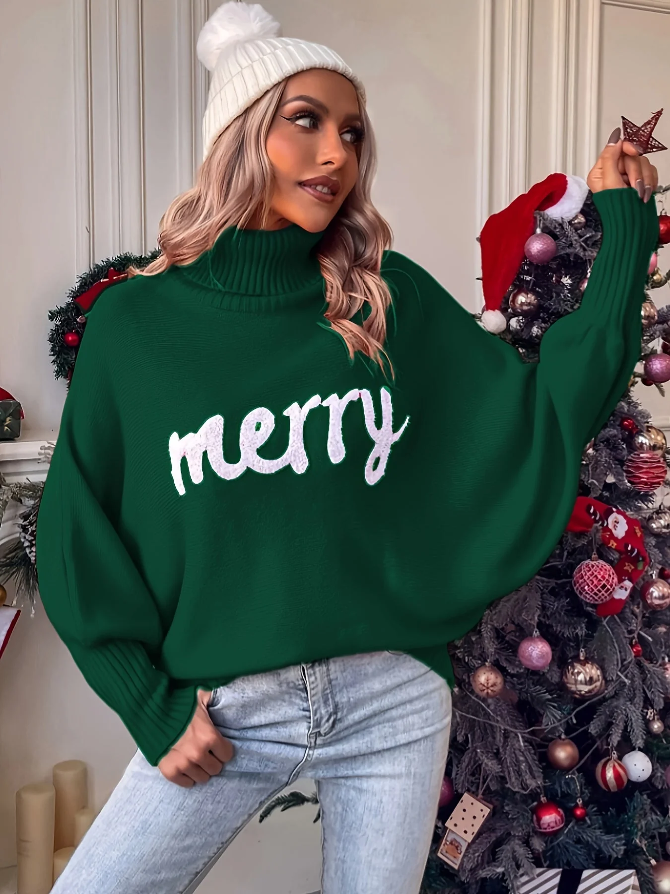 Elin | Vrolijke kersttruien met vleermuismouwen en elegante col voor dames - Image 10