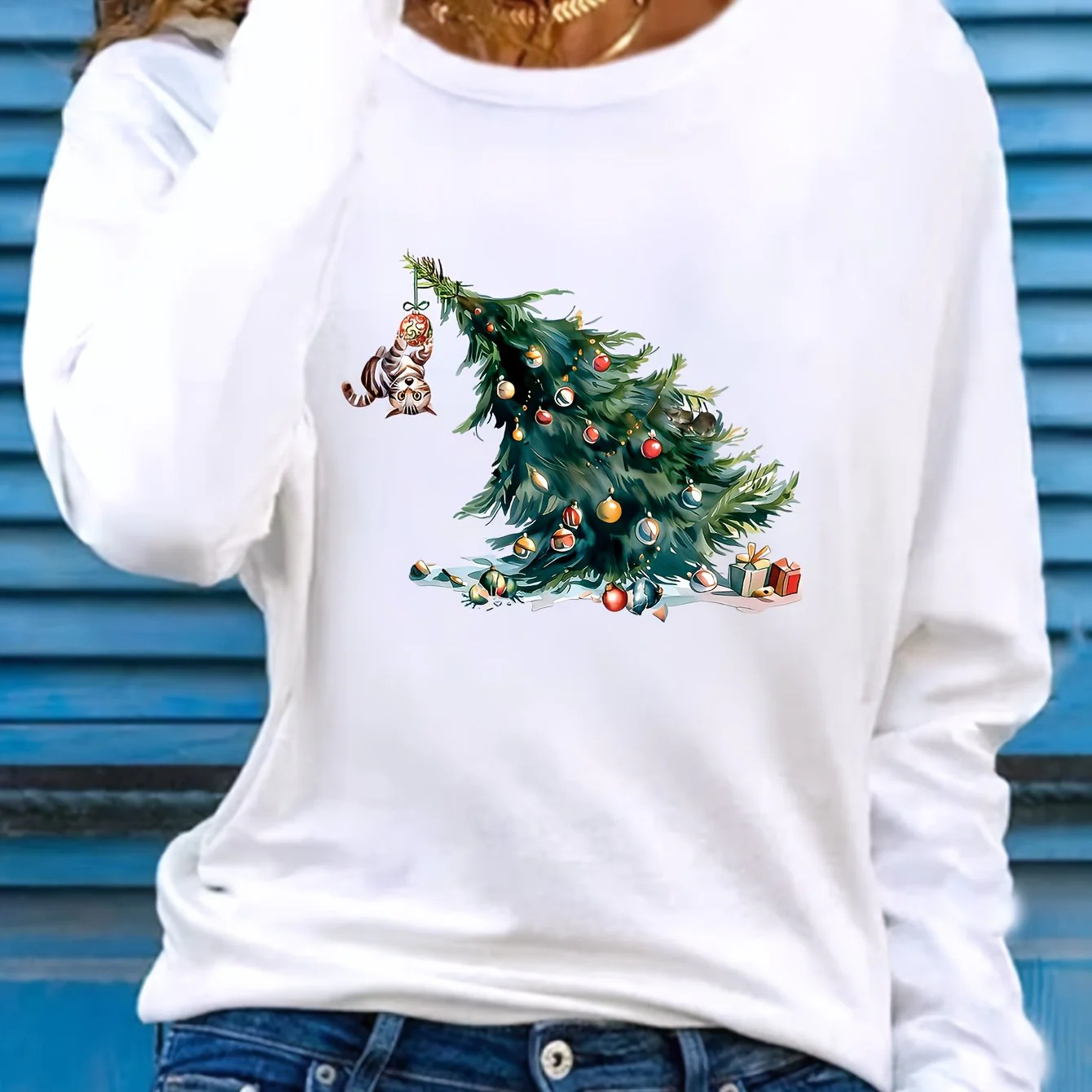 Elise | Feestelijk kerstboom print lange mouw t-shirt - Image 11