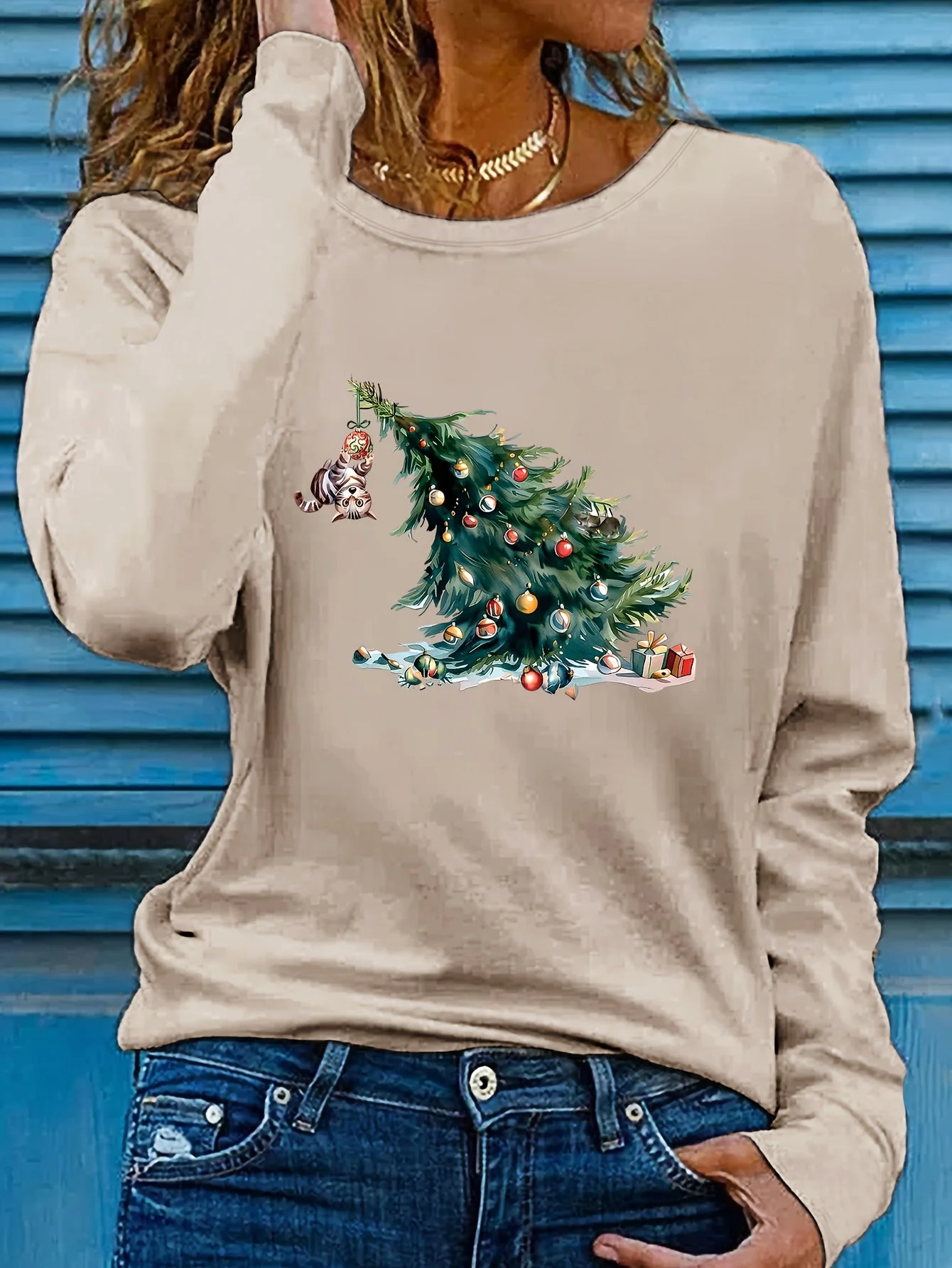 Elise | Feestelijk kerstboom print lange mouw t-shirt - Image 4
