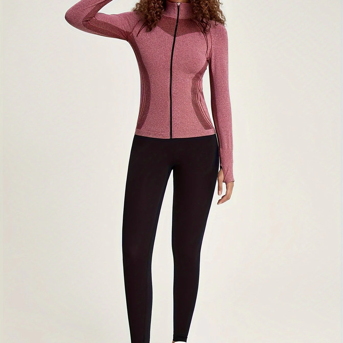 Esmée | Sportief track jacket met lange mouw en volledige rits in zwart - Image 6