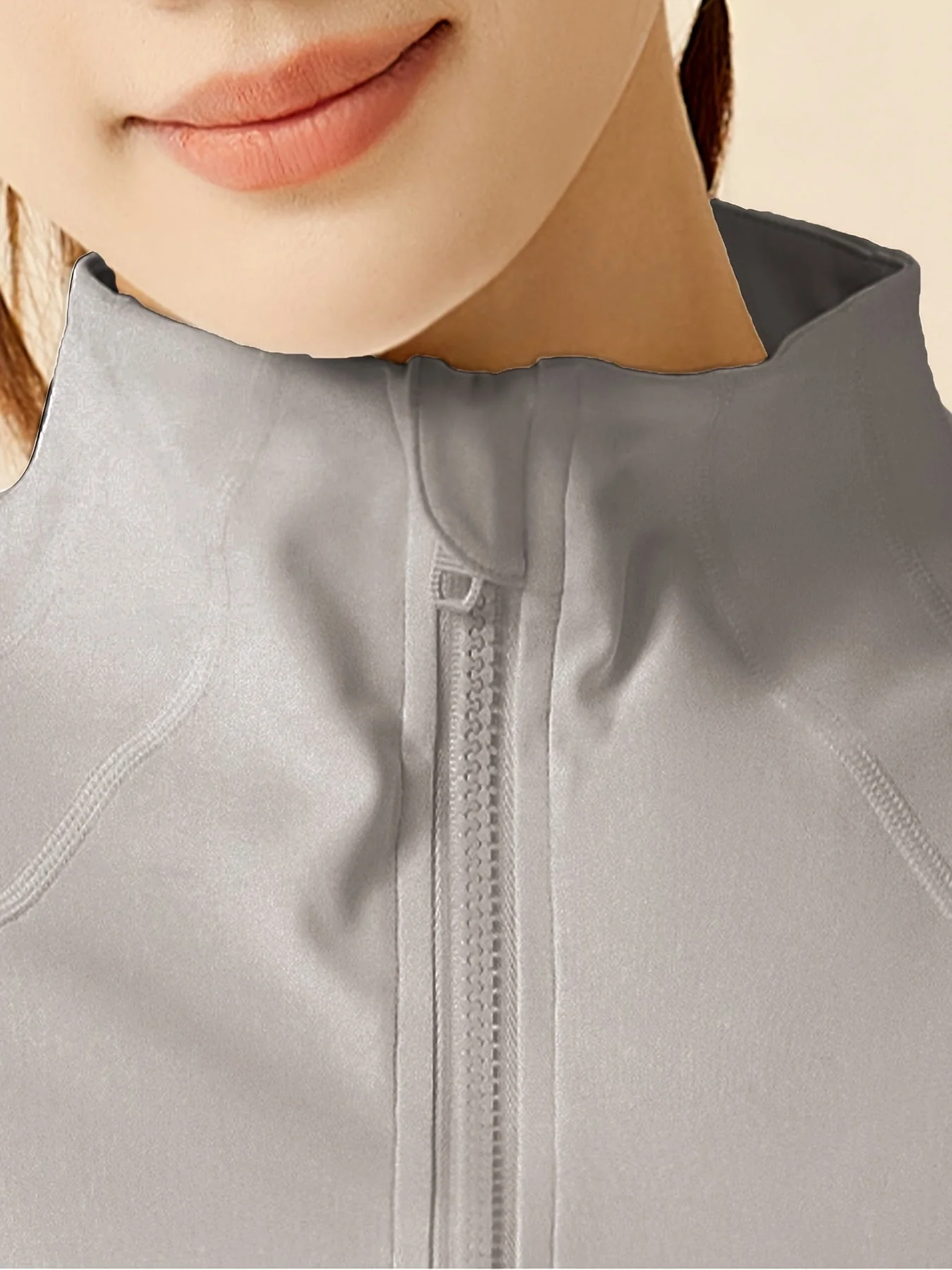Eva | Cropped sportjack met ademende stof en staande kraag - Image 13