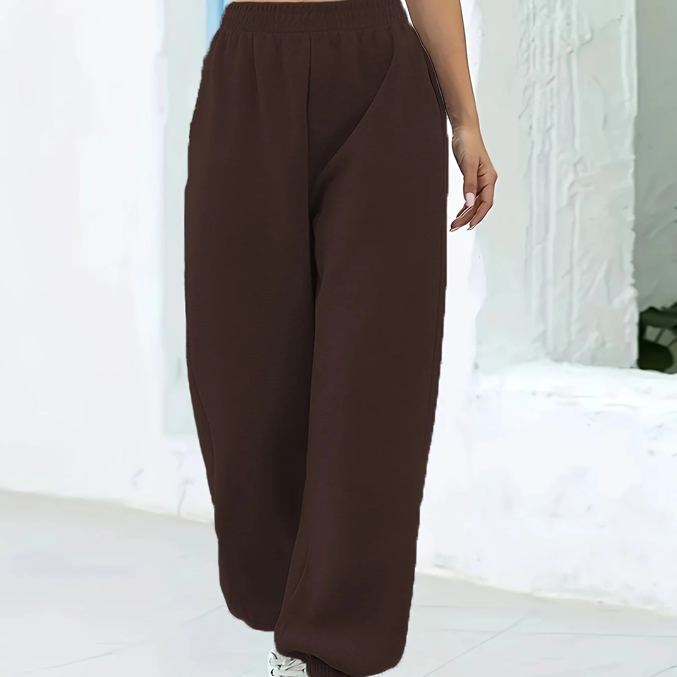 Femke | Effen elastische joggingbroek met hoge taille - Image 12