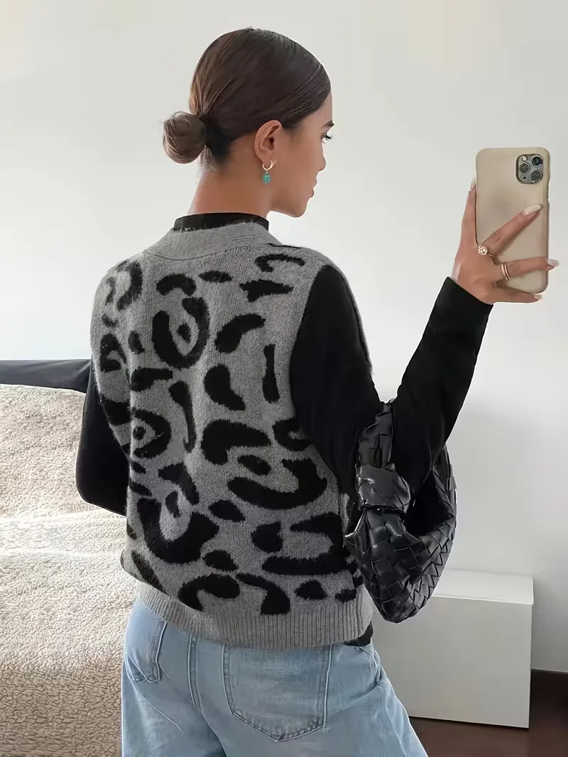 Gilet met panterprint - Image 2