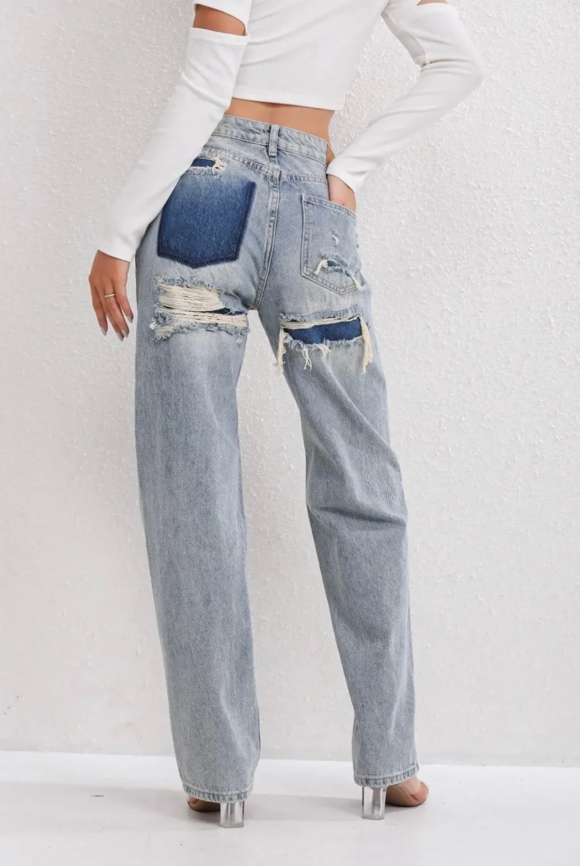 High waist jeans met gescheurde details - Image 6
