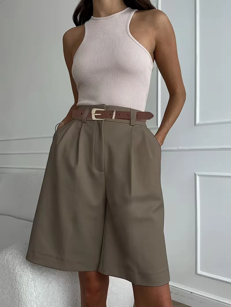 High-waisted straight leg shorts - Image 11