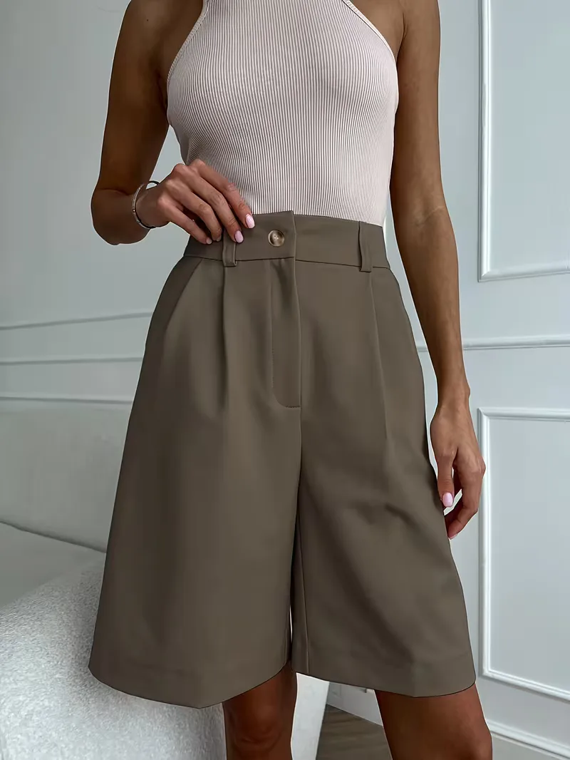 High-waisted straight leg shorts - Image 12
