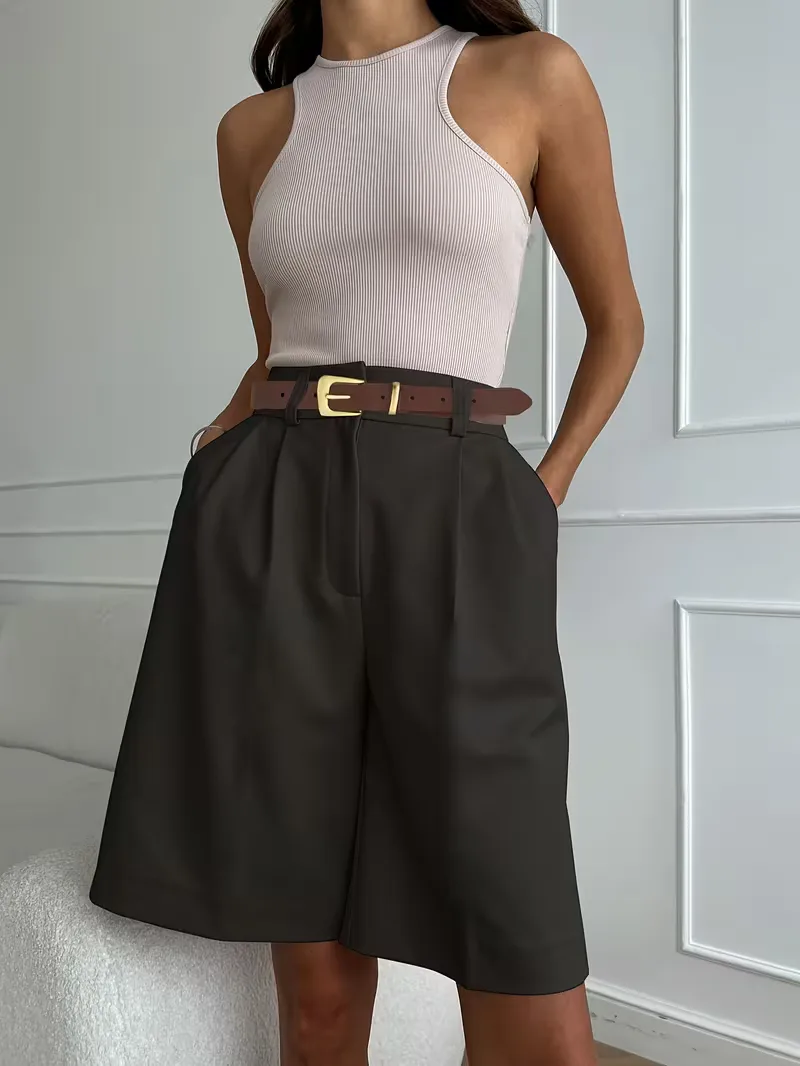 High-waisted straight leg shorts - Image 6