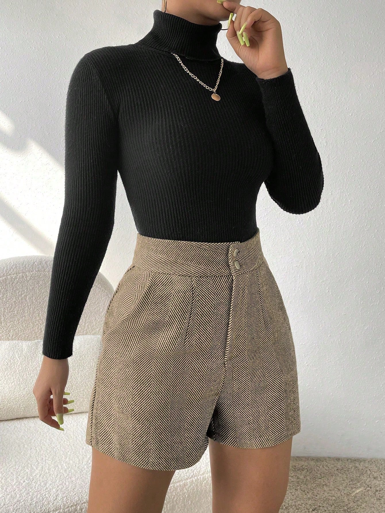 Korte broek met visgraatmotief en hoge taille - Image 2