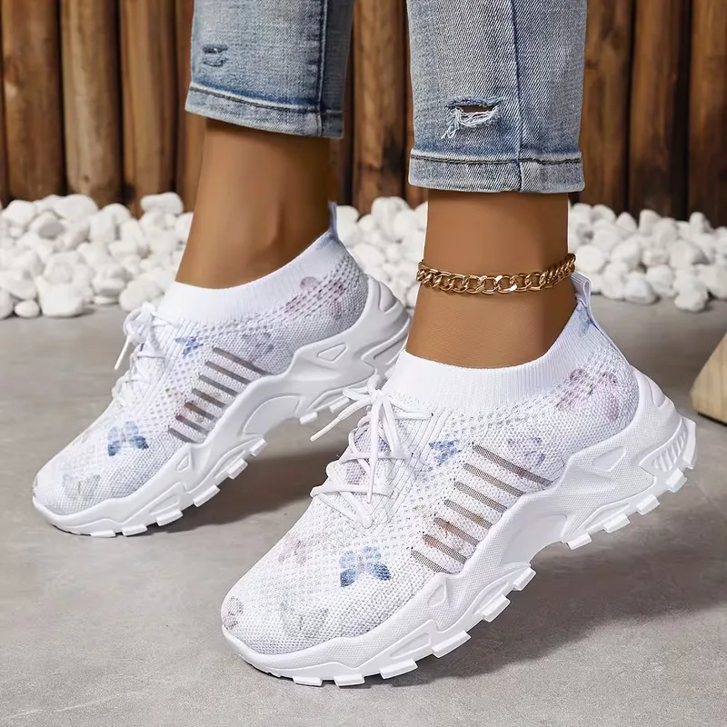 Lage sneaker met butterfly print - Image 5