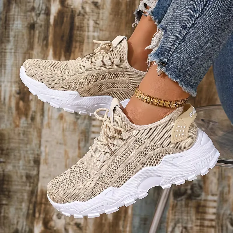 Lage sneaker met mesh bovenkant - Image 7