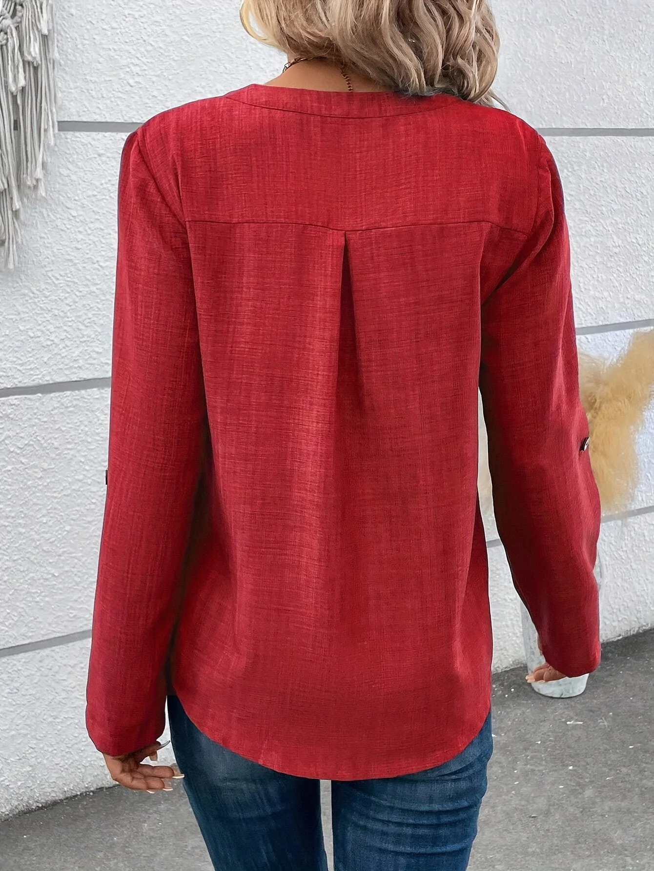 Lara | Gehaakte halsknoop blouse met lange mouwen - Image 3