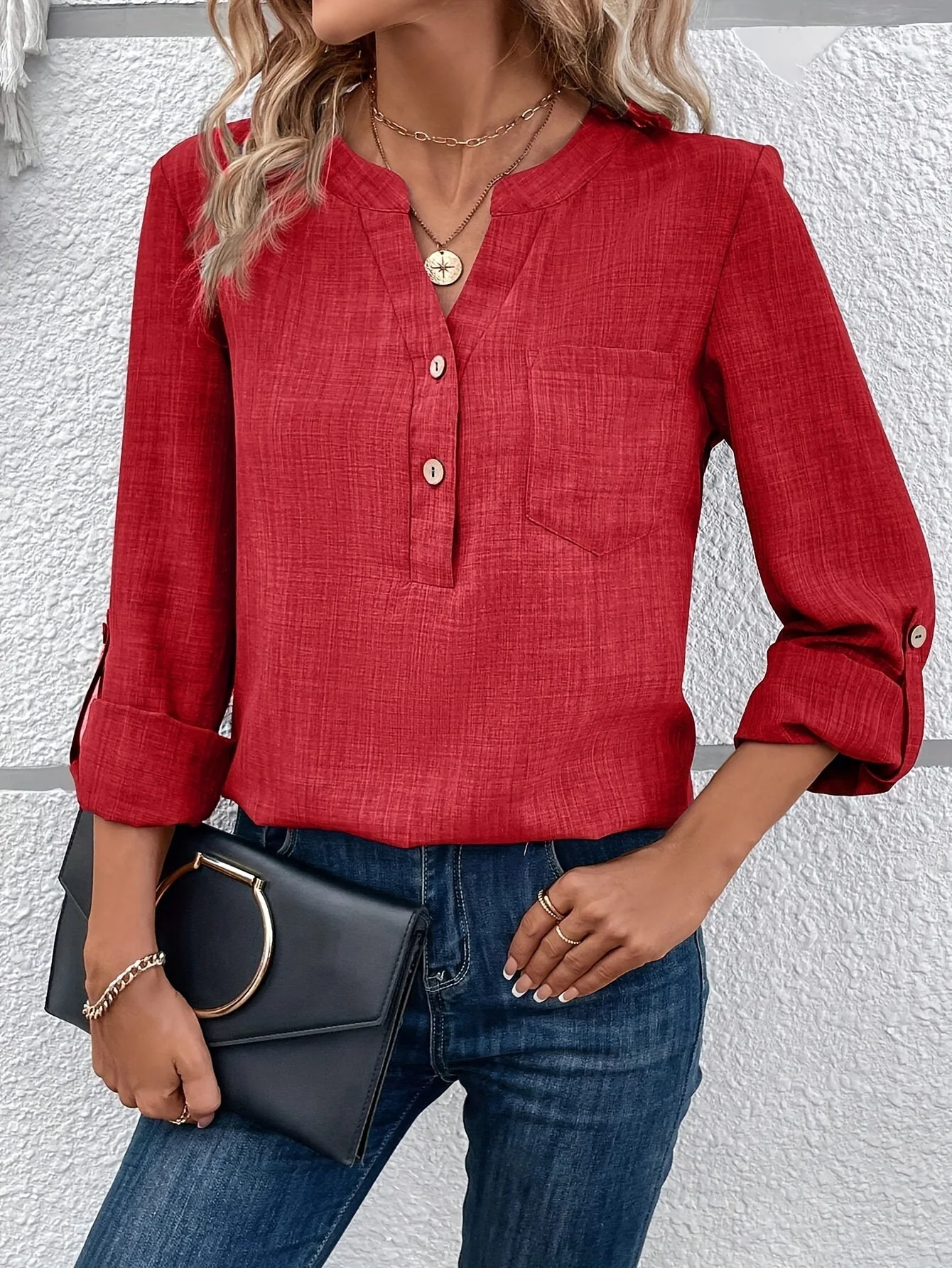 Lara | Gehaakte halsknoop blouse met lange mouwen - Image 6
