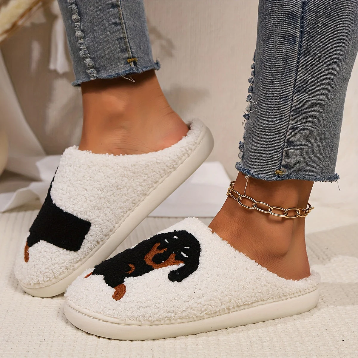 Lara | Gezellige unisex pantoffels met cartoon hond ontwerp - Image 4