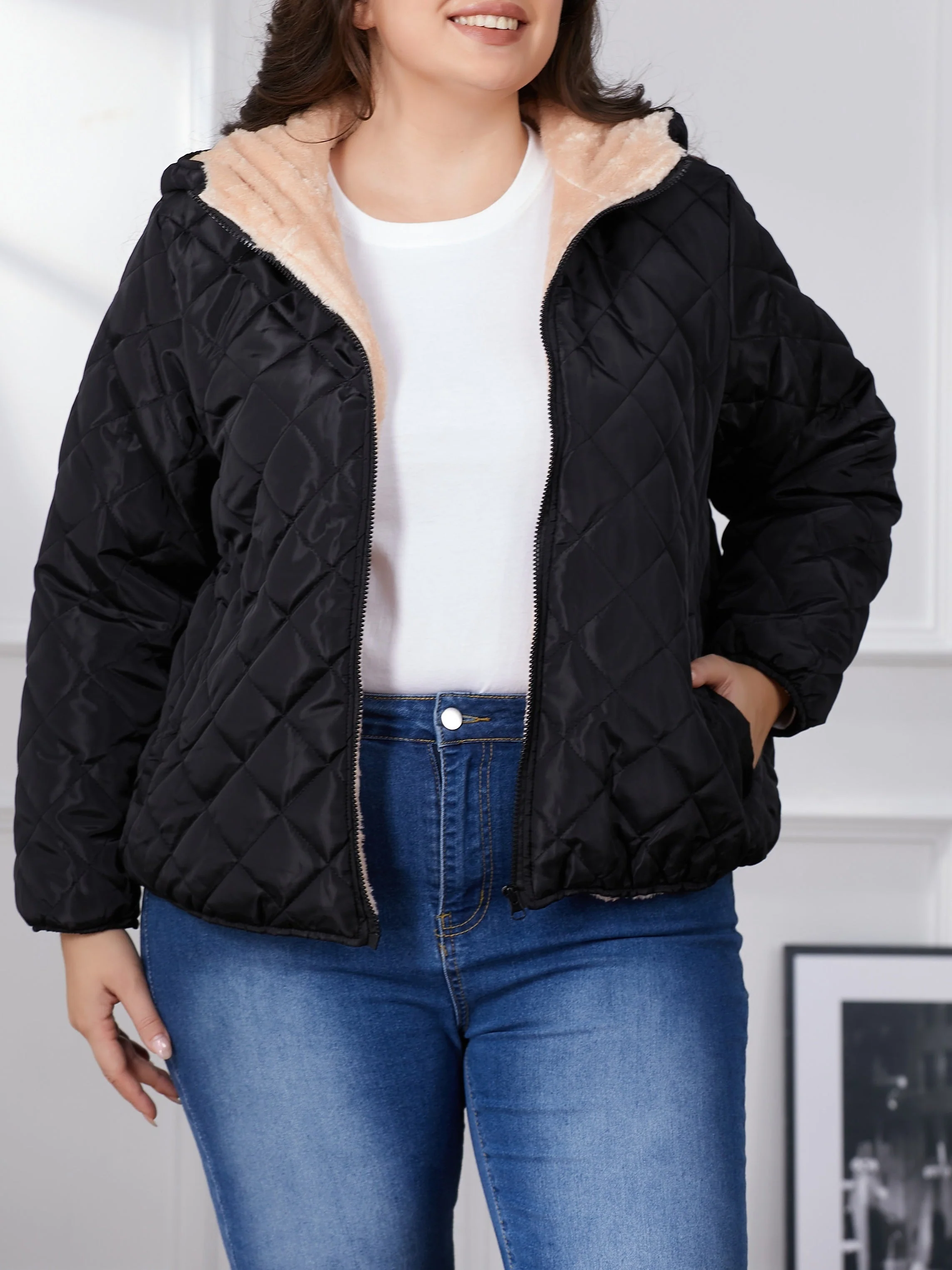 Lara | Plus size kleurblok gewatteerde jas met capuchon - Image 4