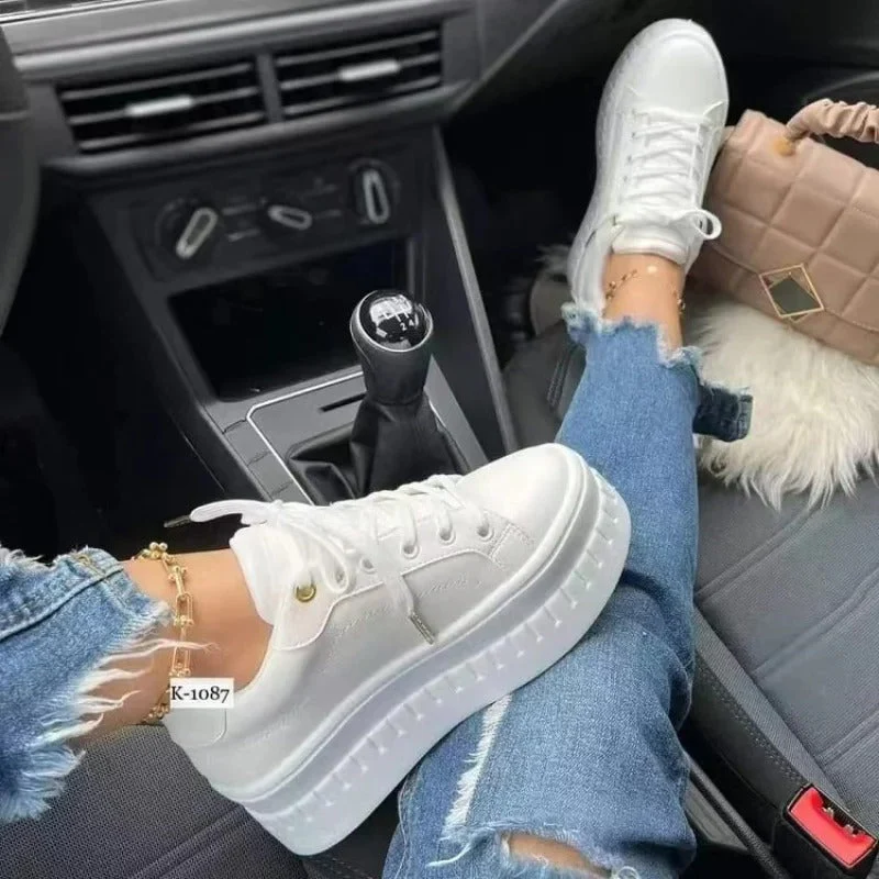 Lotte | Stoere rubberen sneakers - Image 7