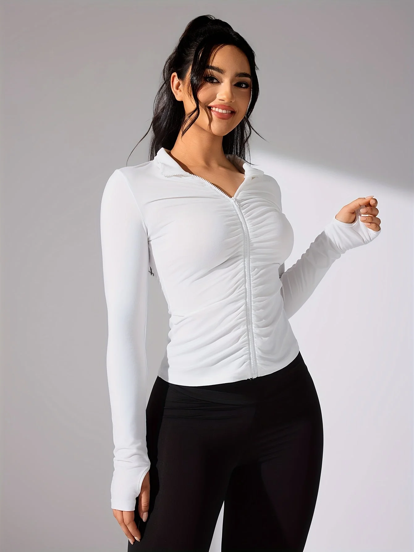 Nina | Effen kleur casual sportjack met lange mouw en volledige rits