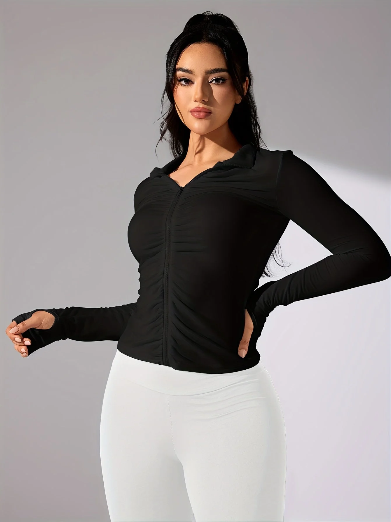 Nina | Effen kleur casual sportjack met lange mouw en volledige rits - Image 8