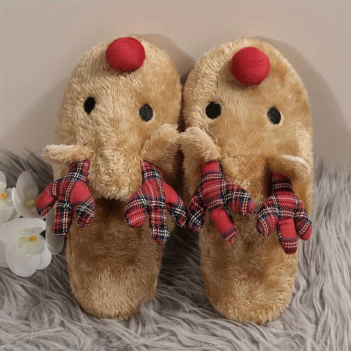 Rudolf | Gezellige kerst rendier pluche slippers voor dames - Image 3