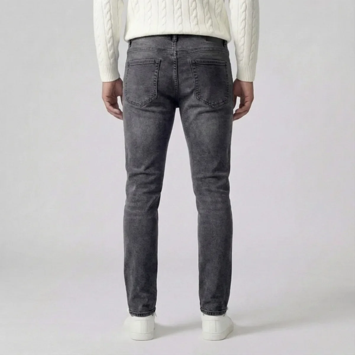 Slim fit jeans met lichte wassing en vijf-pocket stijl - Image 4
