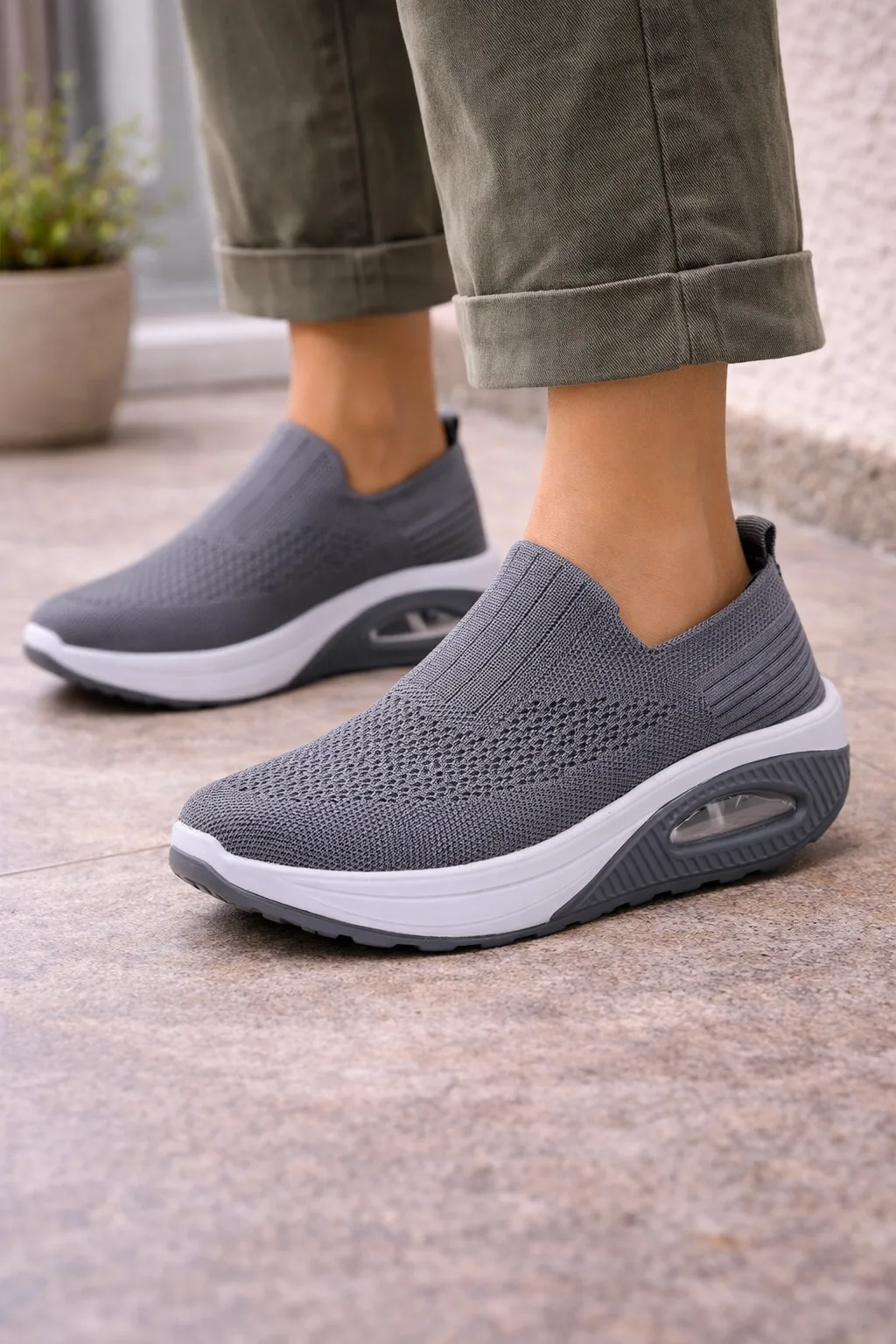 Slip-on sneakers met luchtkussen - Image 4