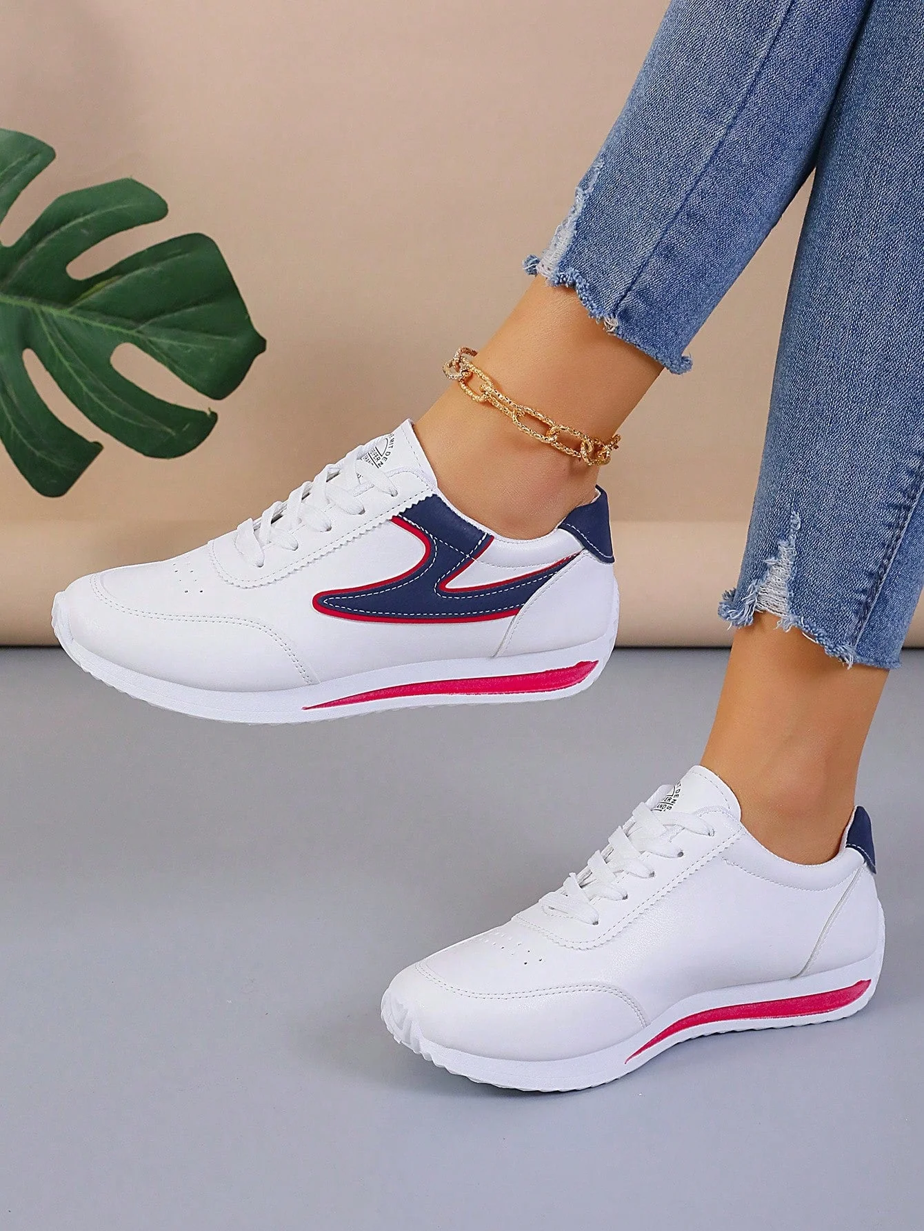 Sneakers met kleurblokontwerp en vetersluiting - Image 3