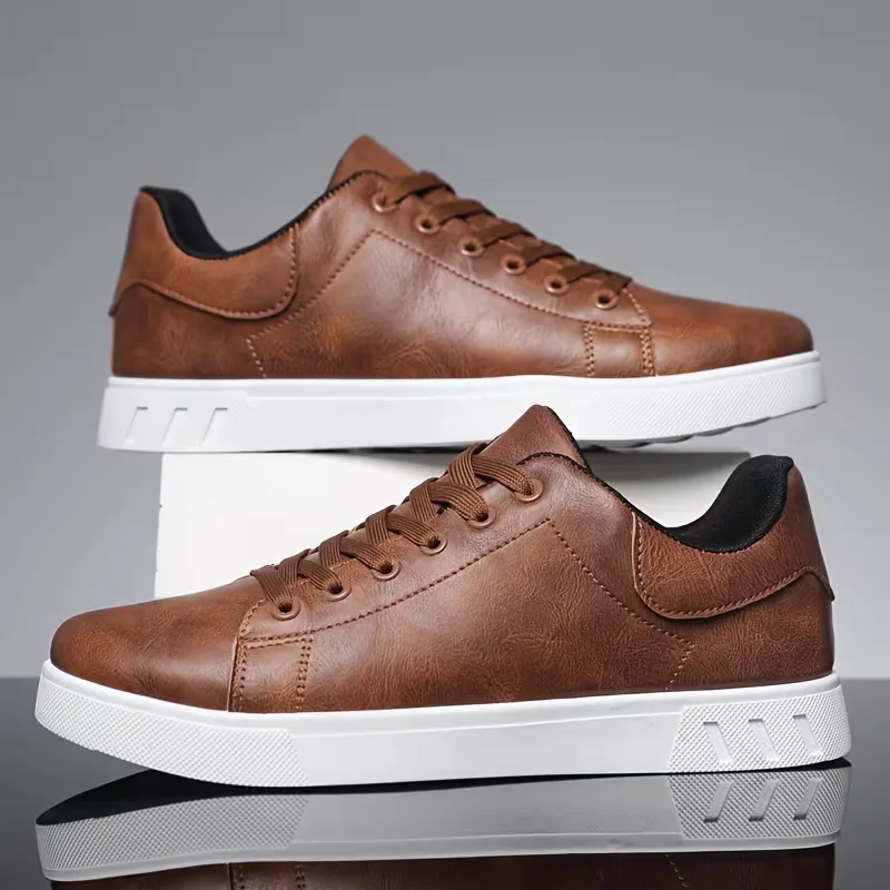 Sneakers van kunstleer met vetersluiting - Image 5