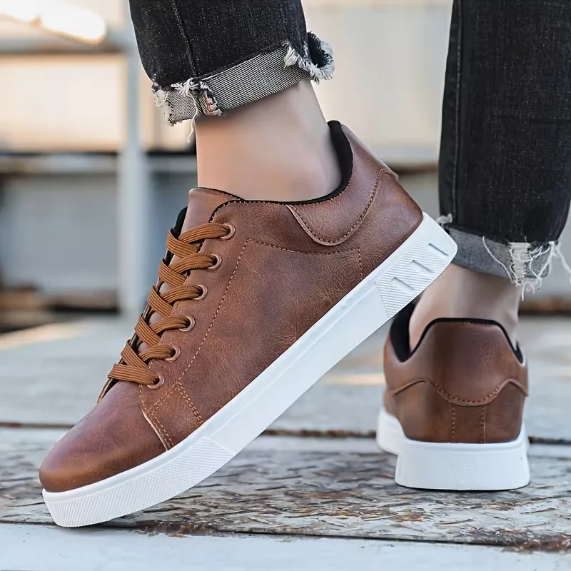 Sneakers van kunstleer met vetersluiting - Image 6
