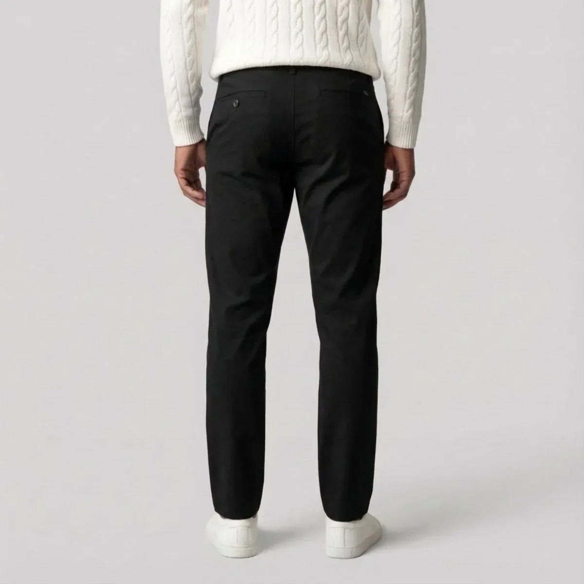 Zwarte chino met regular fit en rechte pijpen - Image 4